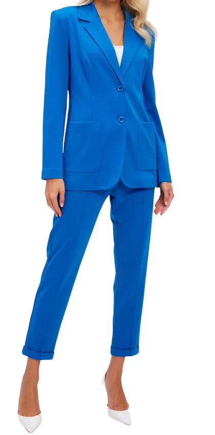 Синий костюмчик